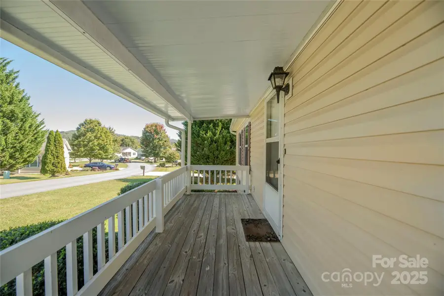 14 Beechnut Drive, Hendersonville, NC 28739 - Image #2