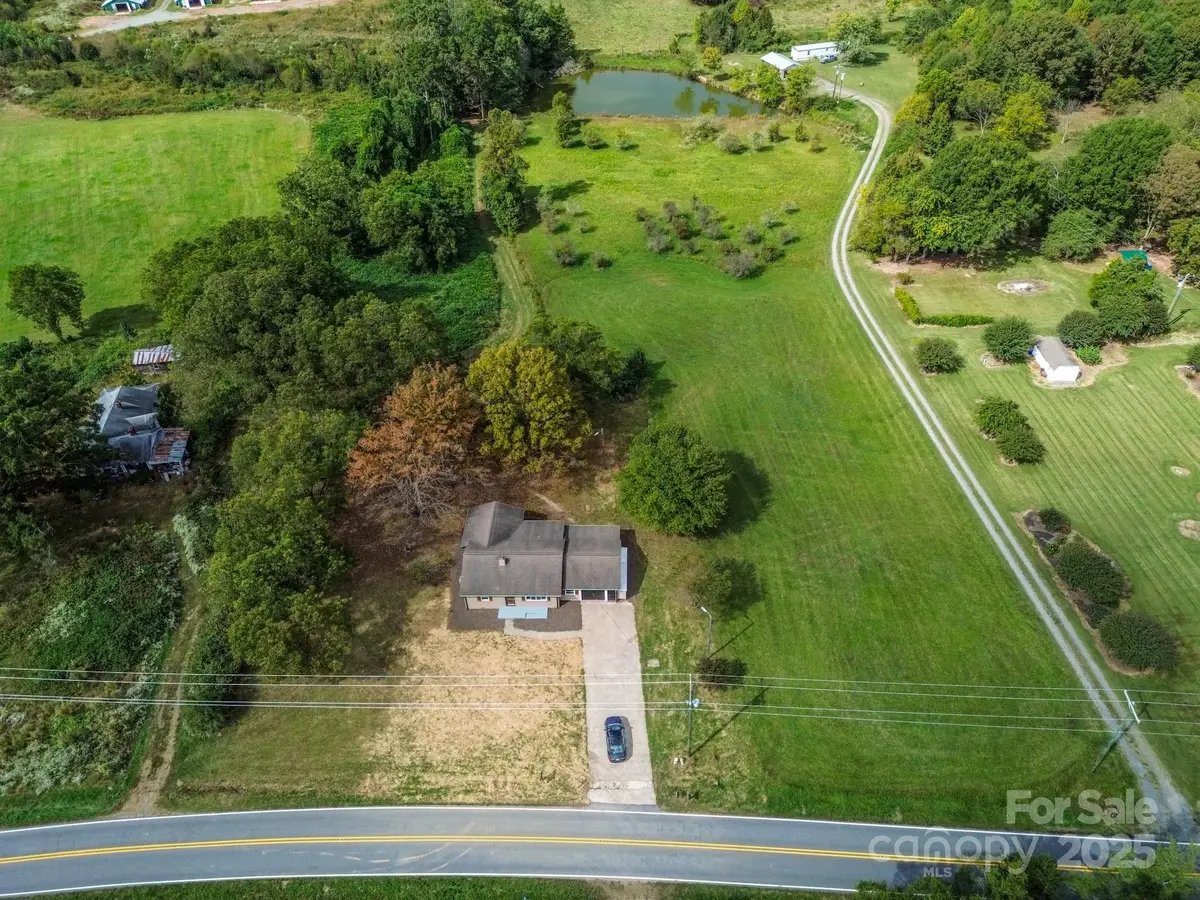 2845 Courtney- Huntsville Road, Yadkinville, NC 27055 - Image #1