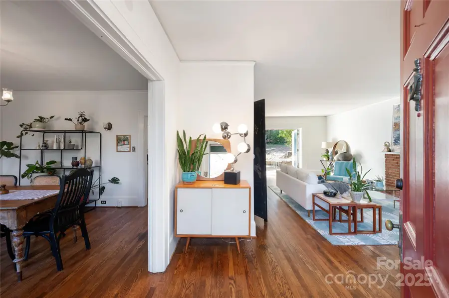 303 Country Club Road, Asheville, NC 28804 - Image #3