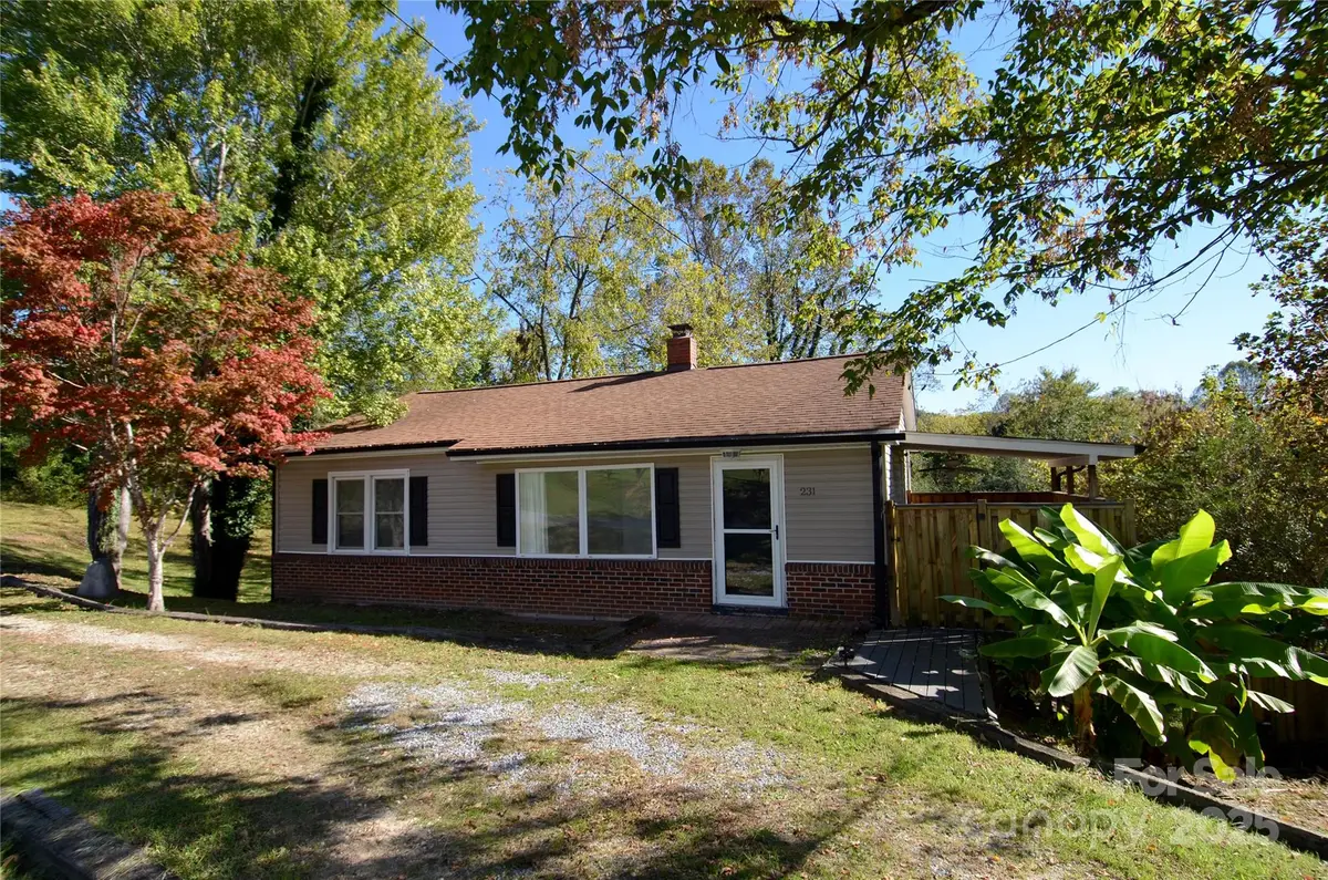 231 Stroud Street, Marion, NC 28752 - Image #1