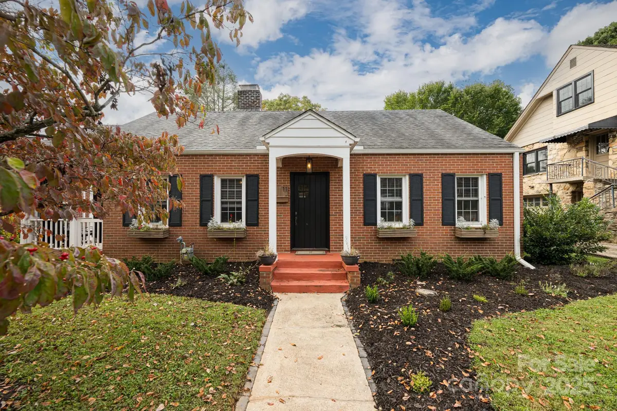 11 Colonial Place, Asheville, NC 28804 - Image #1