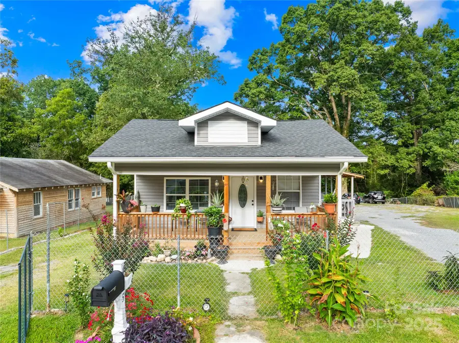 435 Peachtree Street, Asheboro, NC 27203 - Image #3