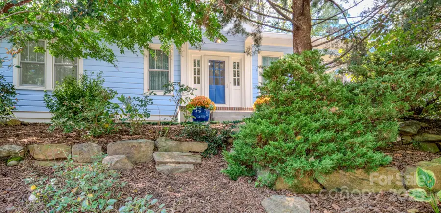 5 Camden Avenue, Asheville, NC 28804 - Image #2