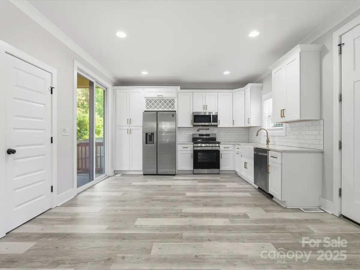 1644 Eastway Drive, Charlotte, NC 28205 - Image #1