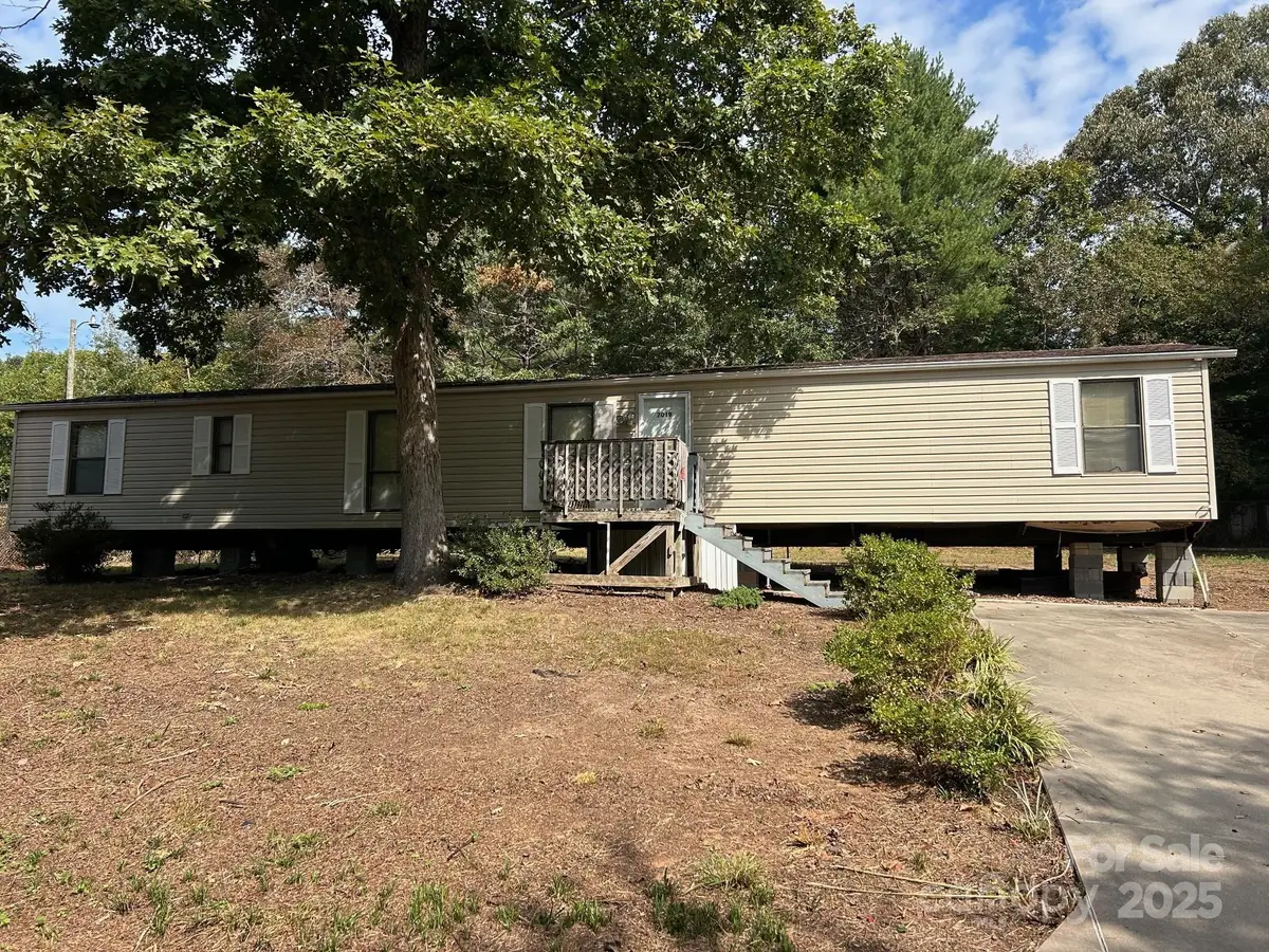 7019 Spartan Drive, Hudson, NC 28638 - #1