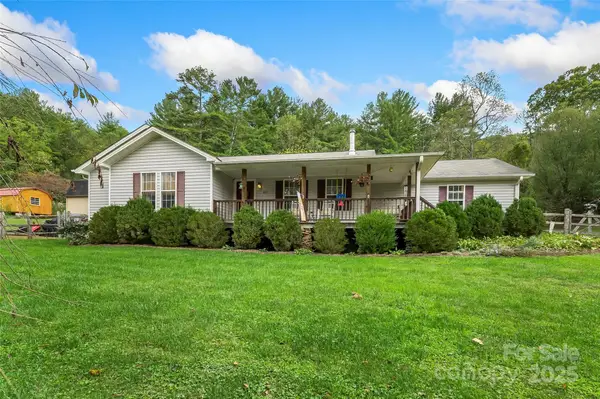 847 Bee Tree Road, Swannanoa, NC 28778