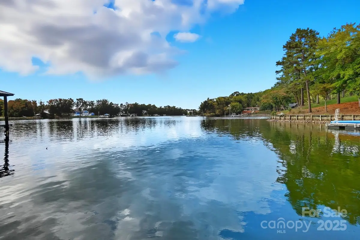 17909 Wilbanks Drive, Charlotte, NC 28278 - Image #1