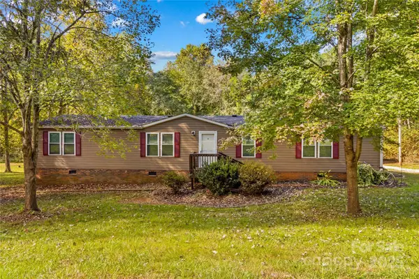 146 Coolwood Drive, Statesville, NC 28625