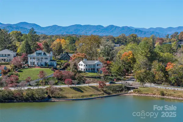 2 Westwood Road, Asheville, NC 28804