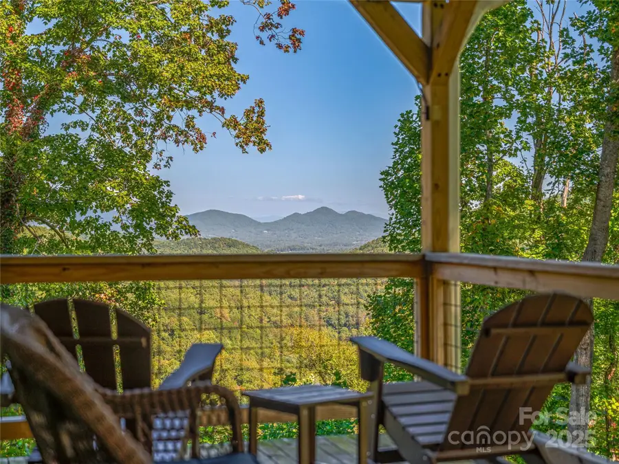 382 Black Oak Cove Road, Candler, NC 28715 - Image #3