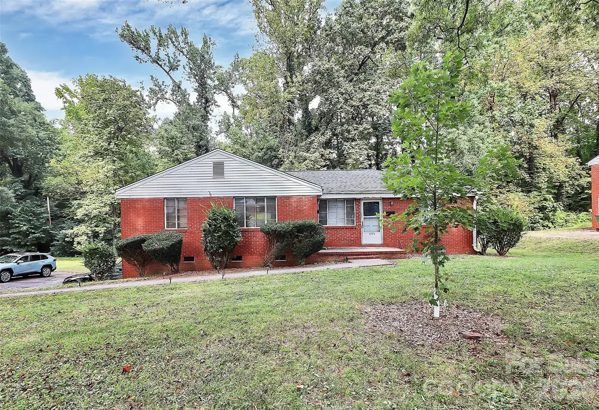 3224 Marlborough Road, Charlotte, NC 28208 - Image #1