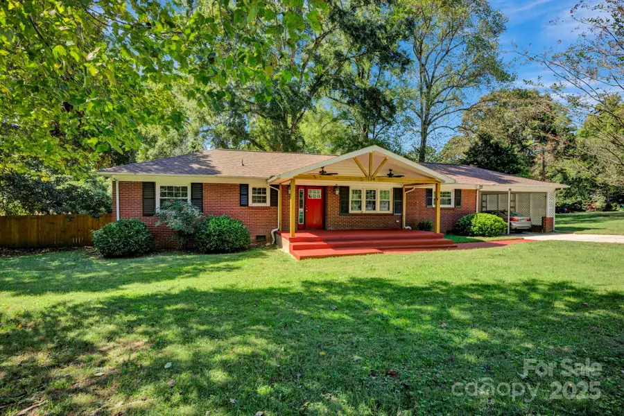 134 Birchwood Drive, Charlotte, NC 28214 - Image #2