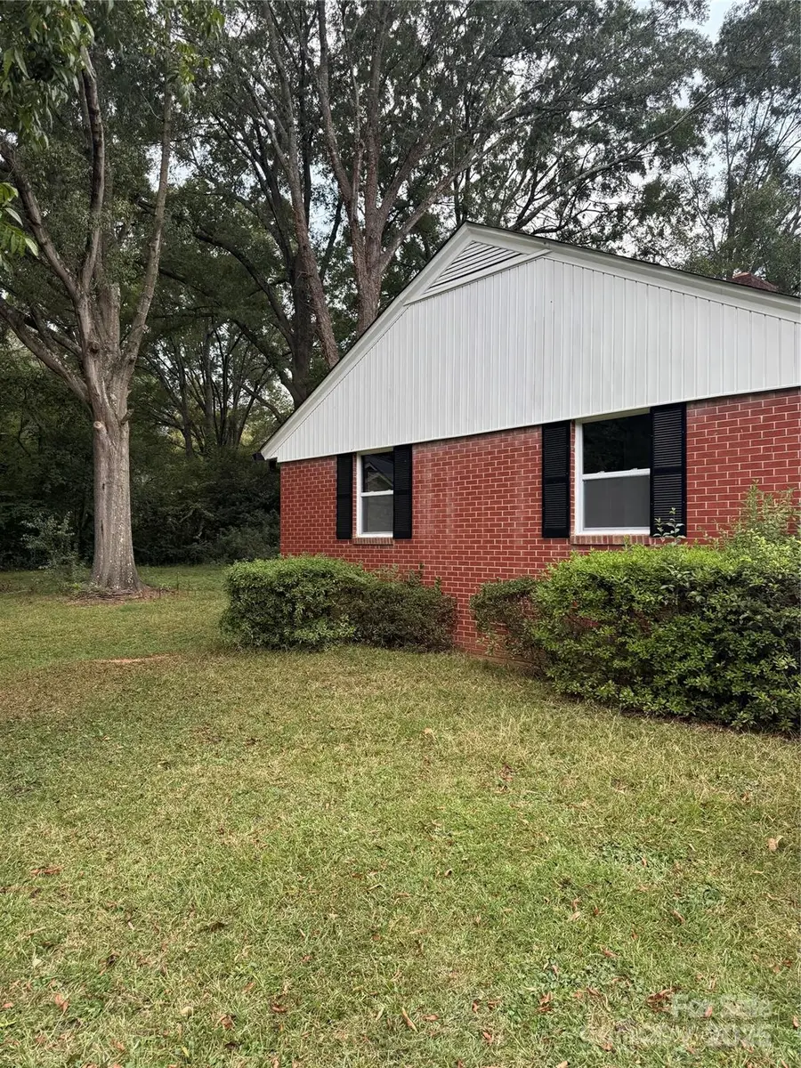 116 S White Street S, Marshville, NC 28103 - Image #2