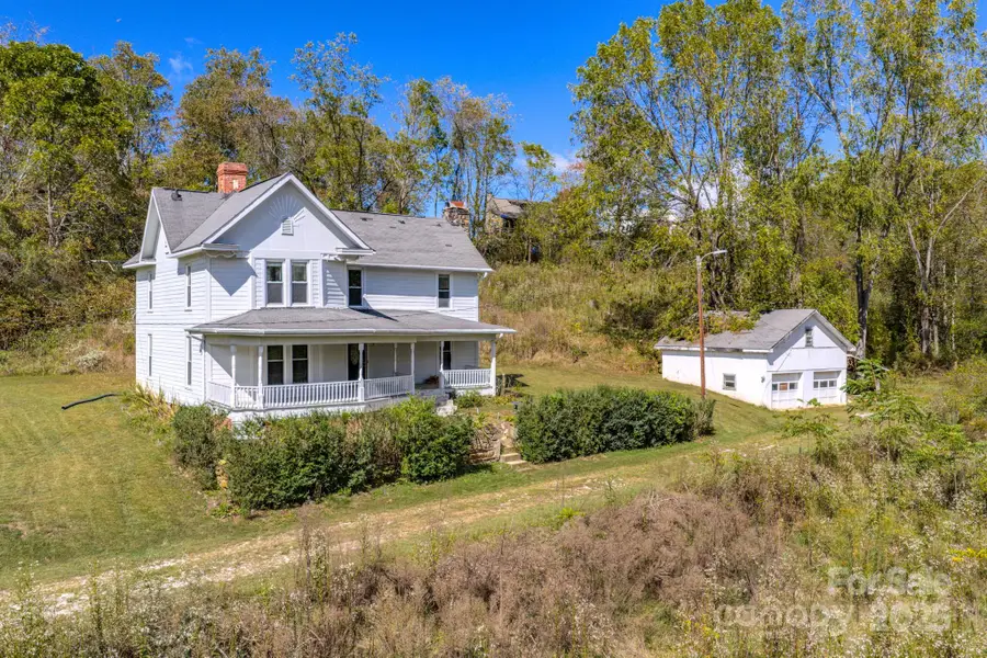 7 Noble Road, Fairview, NC 28730 - Image #3