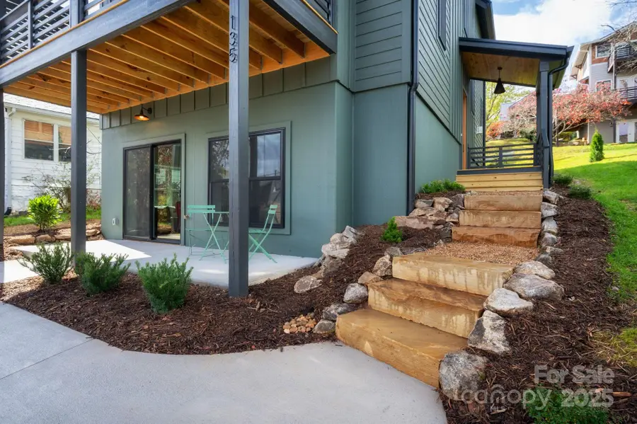 135 Swannanoa Avenue, Asheville, NC 28806 - Image #3