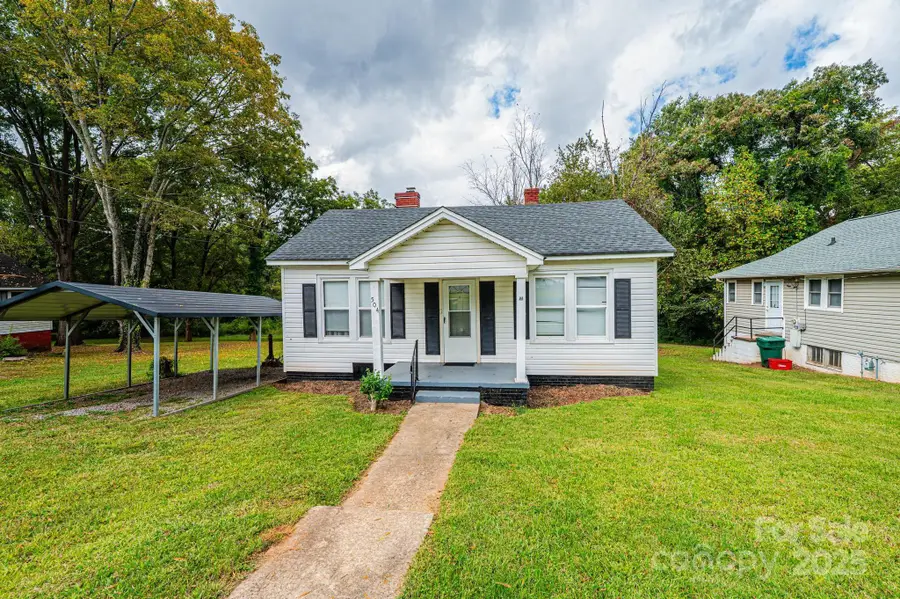 504 N Spring Avenue, Newton, NC 28658 - Image #3