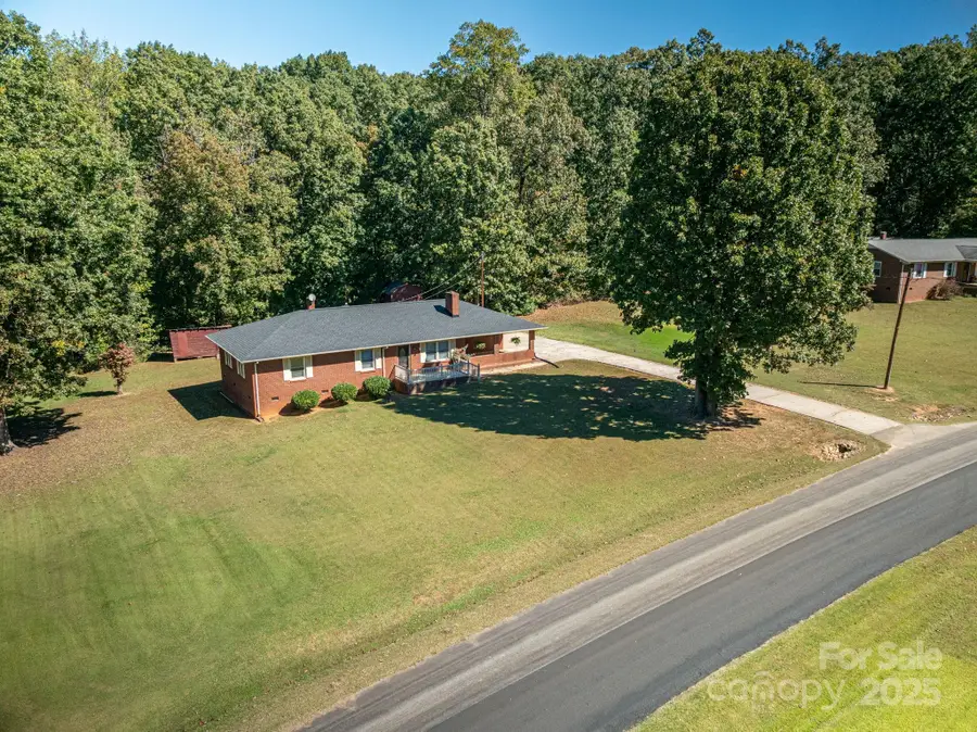 215 Suncrest Road, Cherryville, NC 28021 - Image #2