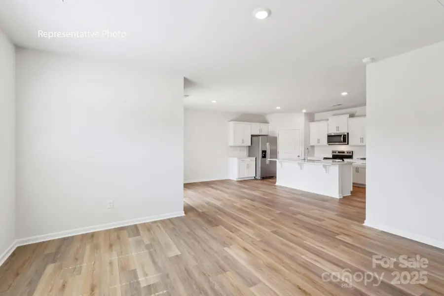 5529 Pamplona Way, Charlotte, NC 28214 - Image #2