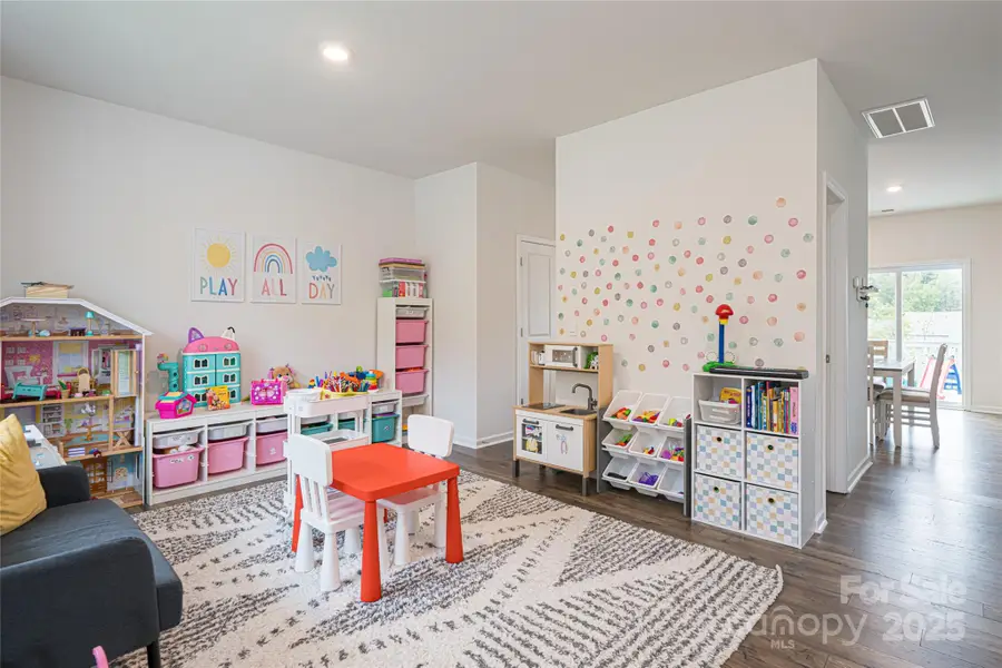 150 Monroe Creek Boulevard, Asheville, NC 28806 - Image #2