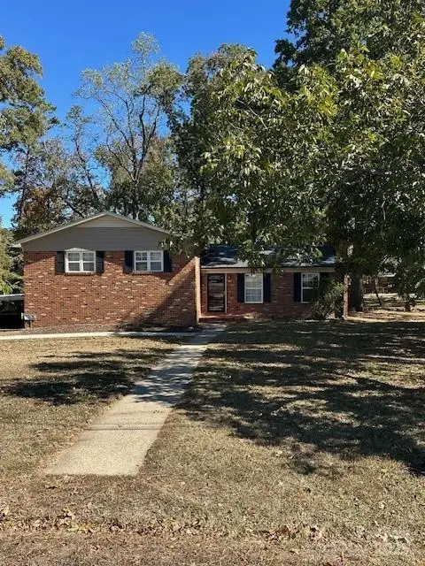 847 Kathryn Drive Se, Concord, NC 28025 - Image #1