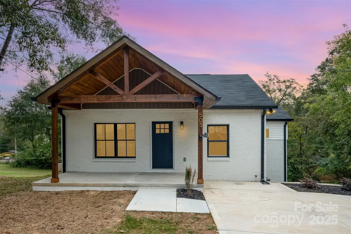 503 Circle Drive E, Shelby, NC 28150 - Image #1