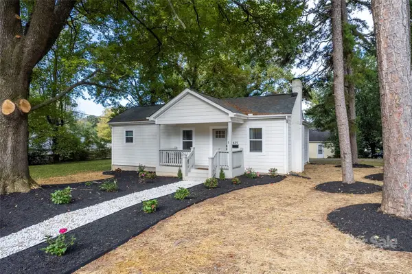 615 Ligustrum Street, Charlotte, NC 28206