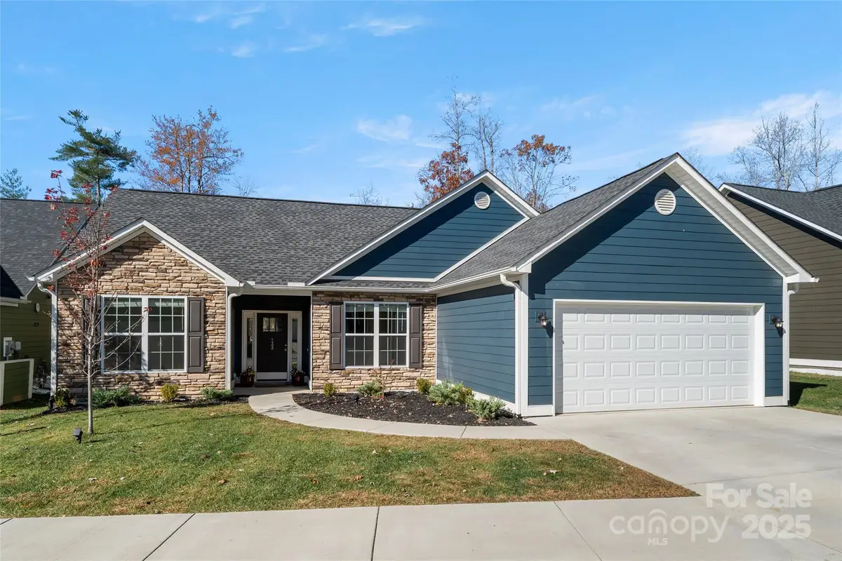 133 Marianne Drive, Hendersonville, NC 28739 - Image #1