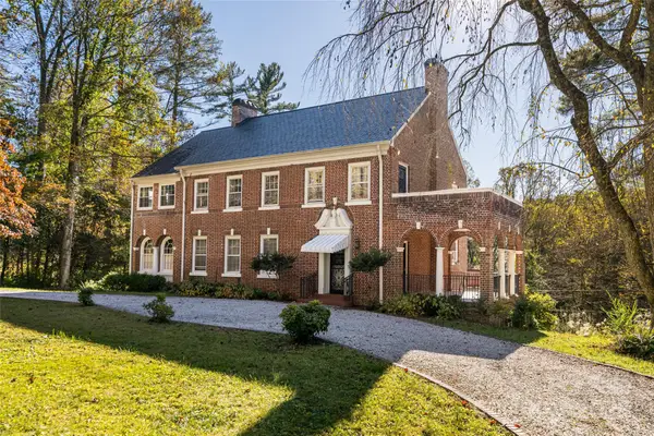 325 Vanderbilt Road, Asheville, NC 28803