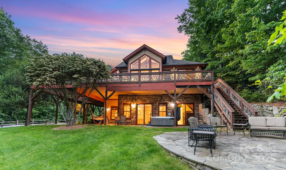 300 Falls View Drive, Lake Toxaway, NC 28774 - Image #1