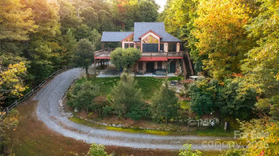 300 Falls View Drive, Lake Toxaway, NC 28774 - Image #2