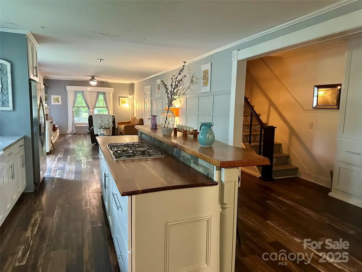 1547 Roseland Drive, Lincolnton, NC 28092 - Image #1