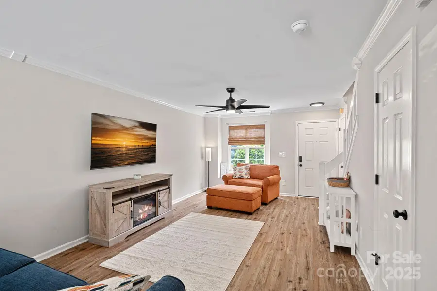 5415 Kimmerly Woods Drive, Charlotte, NC 28215 - Image #3