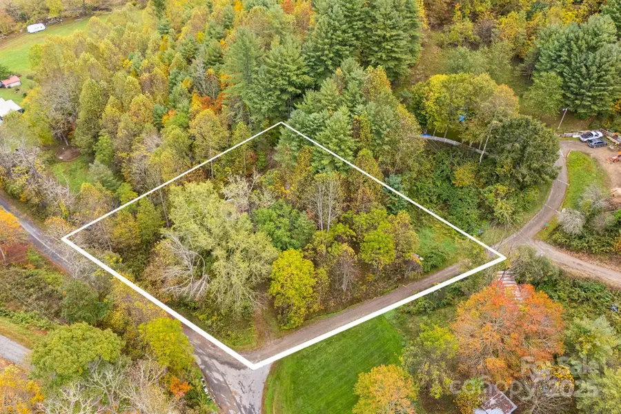 211 Evergreen Road, Burnsville, NC 28714 - Image #3