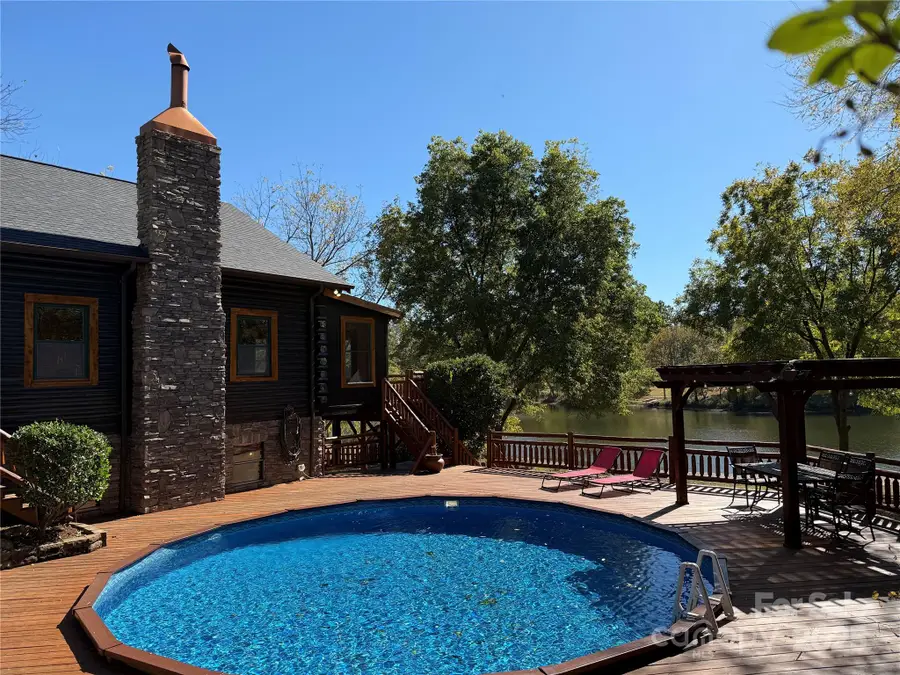 1011 Lakeshore Drive, Belmont, NC 28012 - Image #2