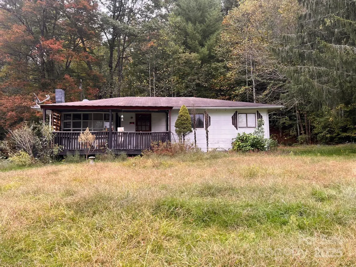 1371 Wing Road, Bakersville, NC 28705 - Image #1