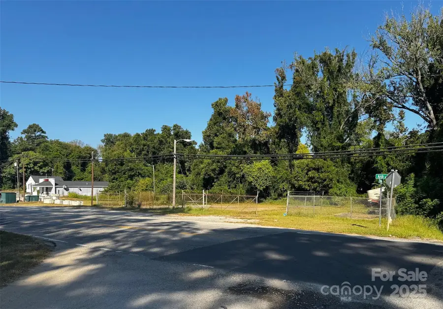 000 E Arch Street, Lancaster, SC 29720 - Image #2