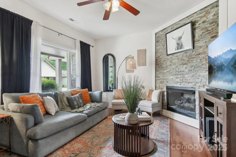 22 Rotunda Circle, Asheville, NC 28806 - Image #3