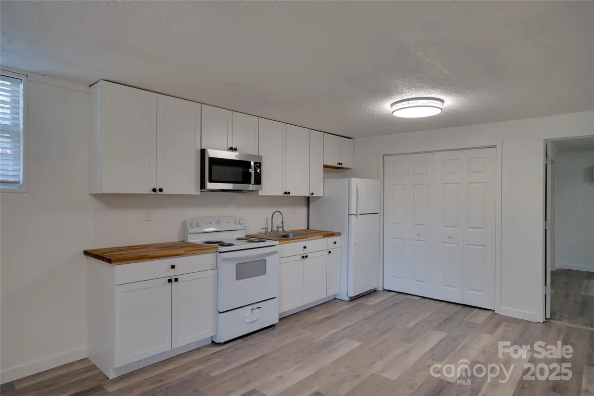 401 Little Street, Lincolnton, NC 28092 - Image #1