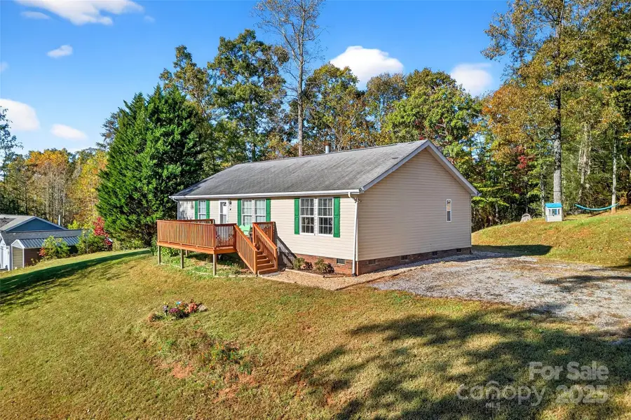 157 Blue Bird Meadows Drive, Nebo, NC 28761 - Image #2