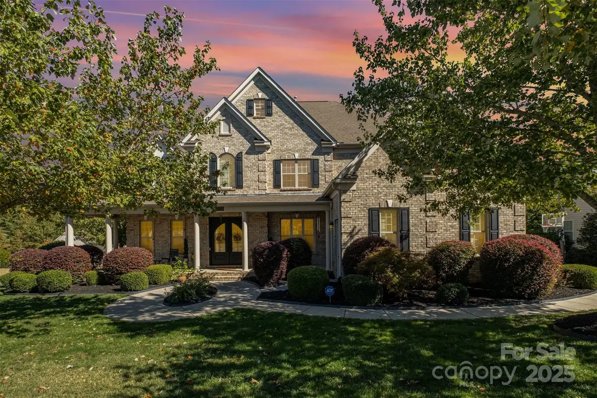 15030 Brannock Hills Drive, Charlotte, NC 28278 - Image #1