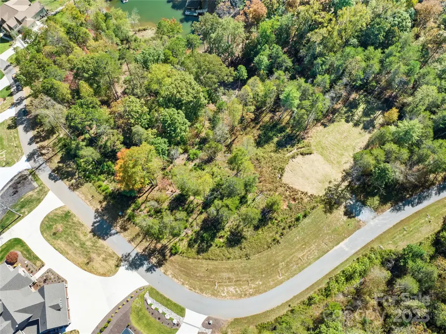 5741 Lake Pointe Drive, Granite Falls, NC 28630 - Image #3