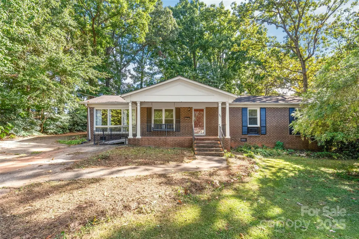 441 Holly Circle, Mount Holly, NC 28120 - Image #1