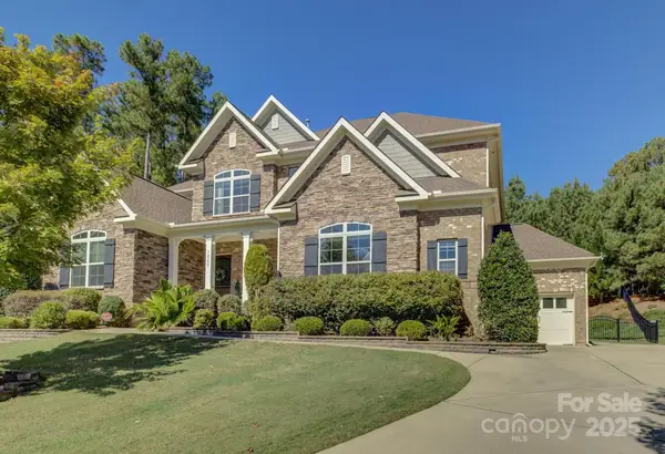 16300 Doves Canyon Lane, Charlotte, NC 28278