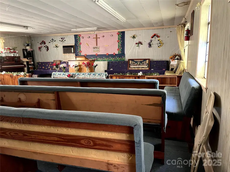 576 Deaverview Road, Asheville, NC 28806 - Image #3