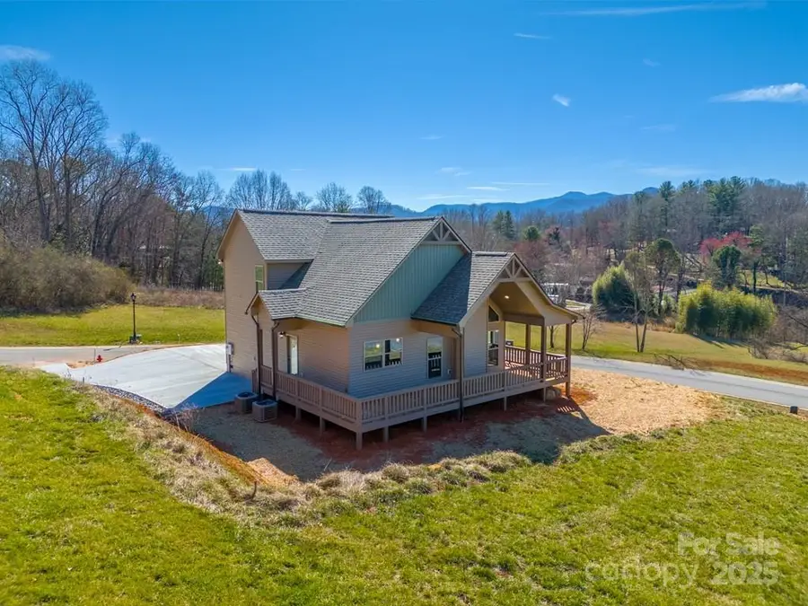 50 Fairview Street, Franklin, NC 28734 - Image #3