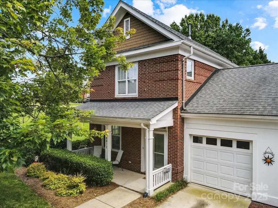 18812 Ramsey Cove Drive, Cornelius, NC 28031 - Image #2