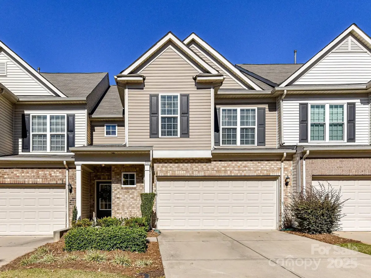 5111 Mount Clare Lane, Charlotte, NC 28210 - Image #1