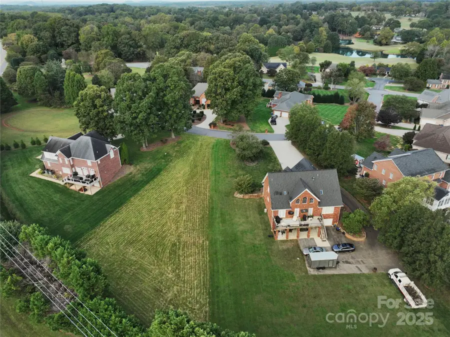 2638 Nicklaus Court Ne, Conover, NC 28613 - Image #2