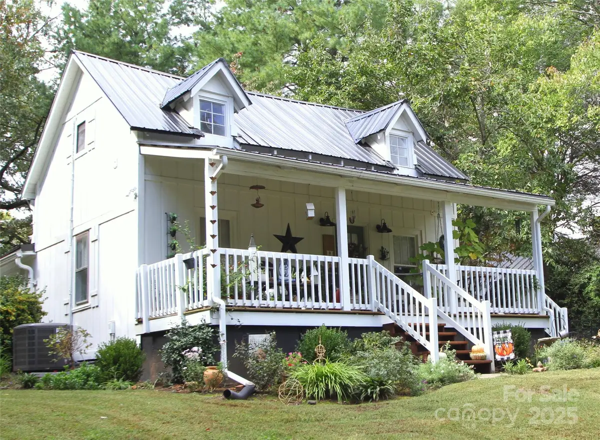 289 Carson Street, Tryon, NC 28782 - Image #1