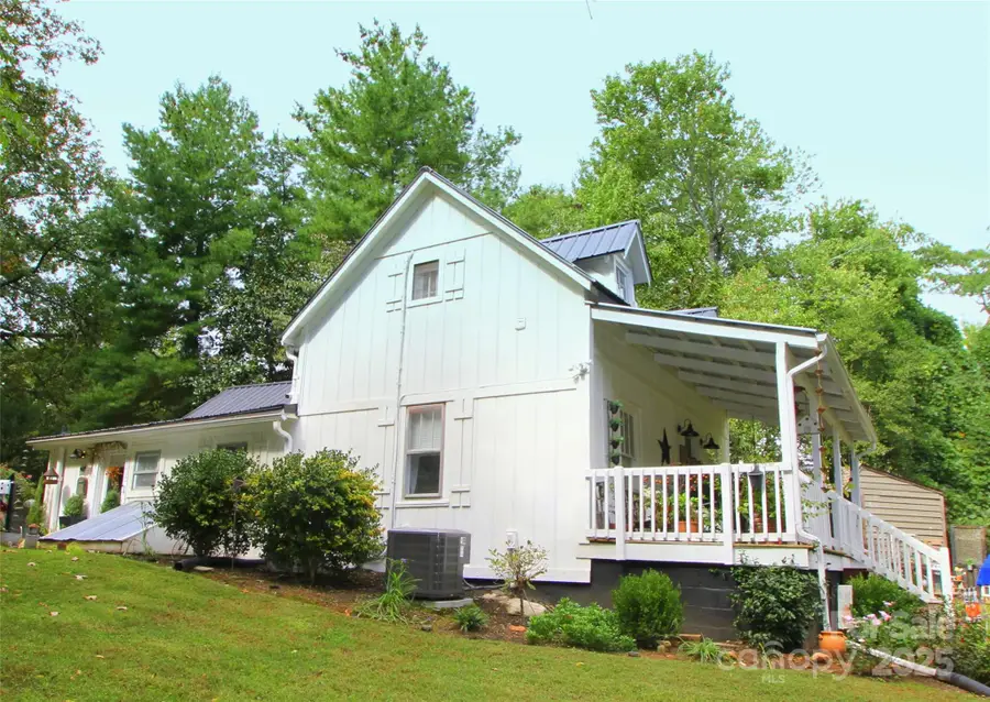 289 Carson Street, Tryon, NC 28782 - Image #2